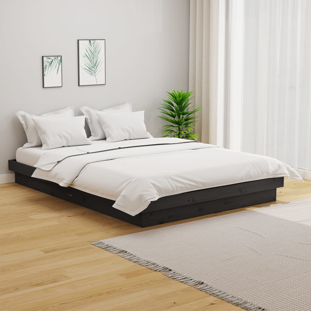 Solid wood bed gray 135x190 cm