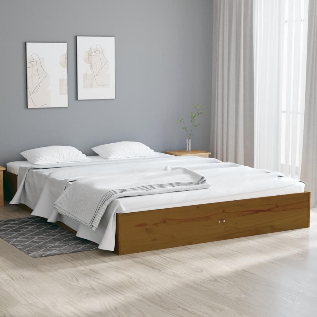 Solid wood bed honey brown 135x190 cm