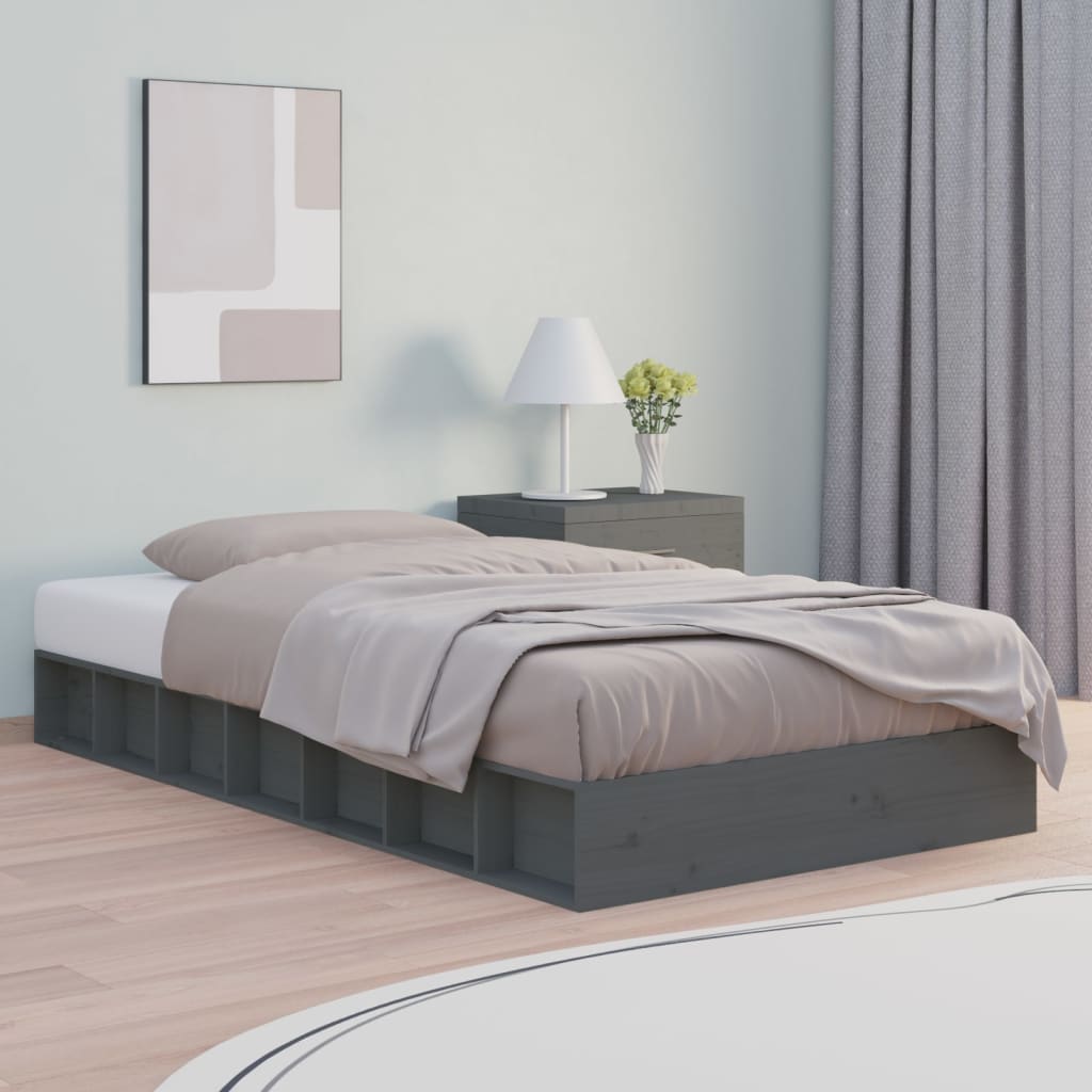 Solid wood bed gray 135x190 cm